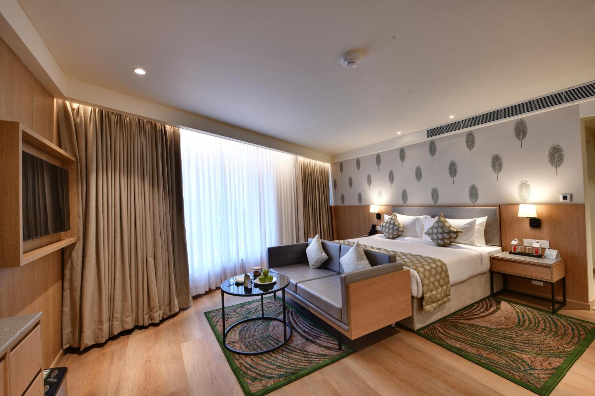 The Fern Residency, Gandhinagar Hotel Bagian luar foto