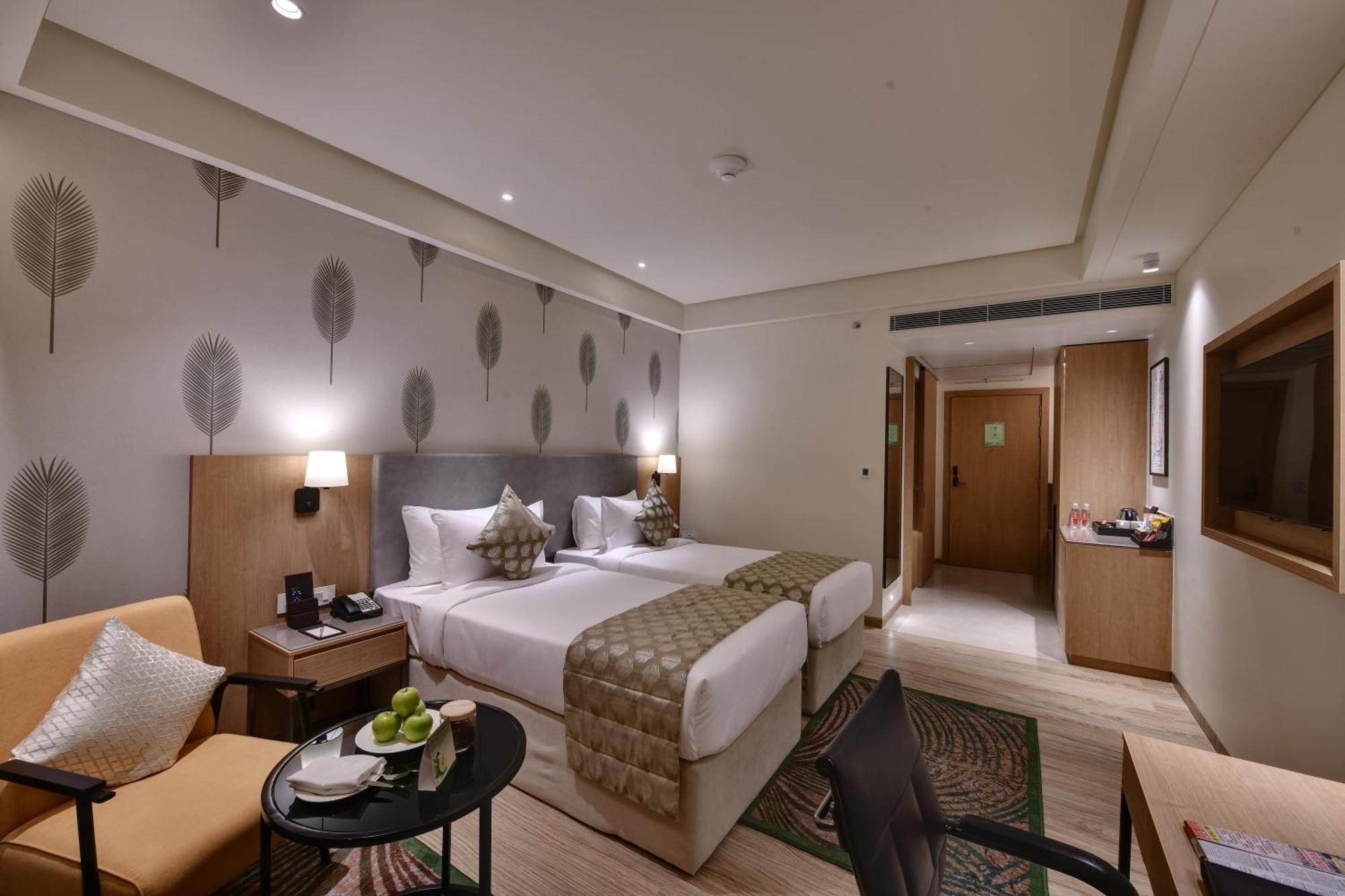 The Fern Residency, Gandhinagar Hotel Bagian luar foto