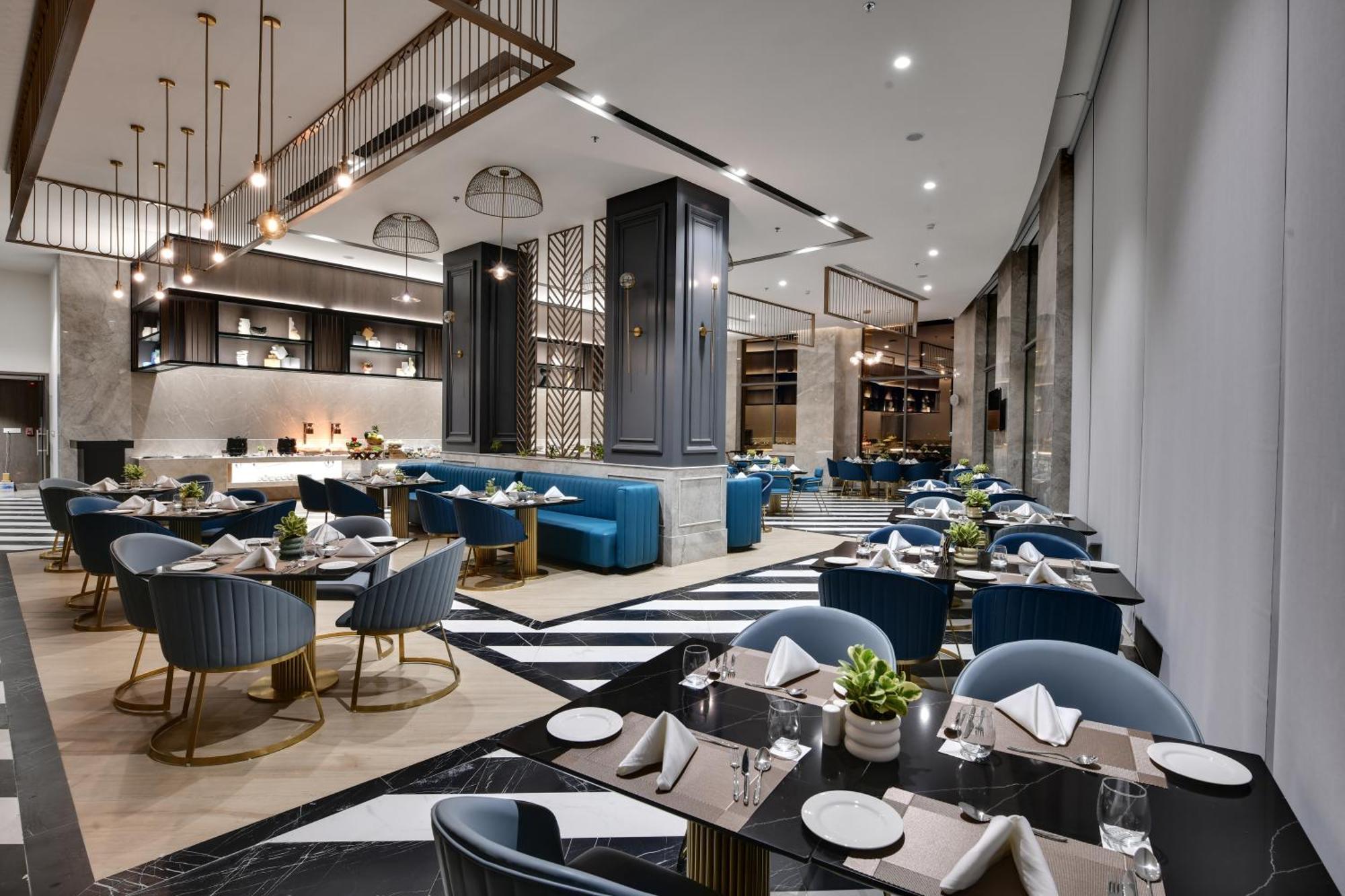 The Fern Residency, Gandhinagar Hotel Bagian luar foto